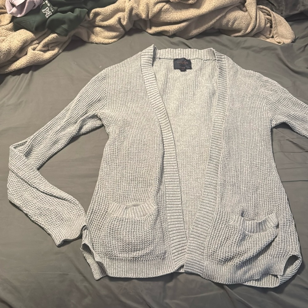 Brunswick garments grey sweater